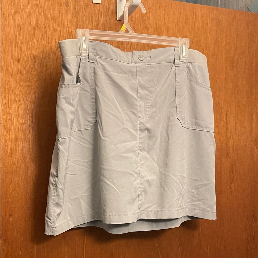 Lee Light Gray Casual Skirt